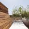 Beautiful Penthouse in Athens with outside jacuzzi