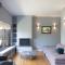 Beautiful Penthouse in Athens with outside jacuzzi