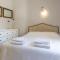 Beautiful Penthouse in Athens with outside jacuzzi