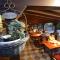 Apartment and rooms Roko