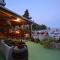 Apartment and rooms Roko