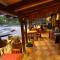 Apartment and rooms Roko
