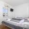 Rooms Franica