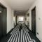 Hotel 99