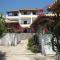 Maravelias House