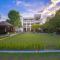 Aruntara Riverside Boutique Hotel