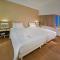 Whiz Prime Hotel Megamas Manado