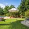 Mas Du Roc Bed & Breakfast