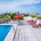 Hotel Los Itzaes by 5th av