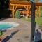 Gästehaus Almrausch, Ferienanlage mit Pool