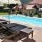 Gästehaus Almrausch, Ferienanlage mit Pool