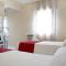 HOSTAL ViCTORiA
