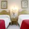 HOSTAL ViCTORiA