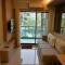 LPN Cha-am Beachfront Wifi 10 meters to beach 1BR ติดทะเล