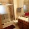 NEW CHARMING 2 BEDROOMS UNIT CLOSE TO EVERYTHING - Окгерст