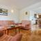 Apartments Čolak