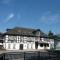 Akzent Hotel Zur Wasserburg - Hotel Garni bed & breakfast - Harpstedt