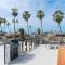 Steps to the Beach, Rooftop Deck