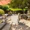 Demeures et Chateaux l'Abbaye Caladoise - Anciennement Hostellerie Ferme du Poulet - 索恩河畔自由城