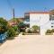 Faros Rooms
