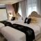 1 Day Car Hotel Station 18