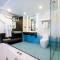 Blue Boat Hotel JC