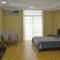 Foto: Apartment on Khimshiashvili 15 B 19/48