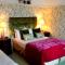 Beachlands Hotel