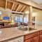 South Lake Tahoe Resort - Steps to Beach & Close to Heavenly - ساوث ليك تاهو