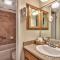 South Lake Tahoe Resort - Steps to Beach & Close to Heavenly - ساوث ليك تاهو