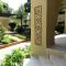 Dunton Guest House