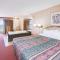 Super 8 Beachfront by Wyndham Mackinaw City, MI
