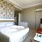 Acem Hotel