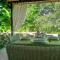 Holiday House Little Precious by El-Pi Tours