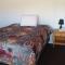 Holiday House Motel