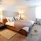 Shangri La Rooms