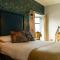 Bay View Hotel