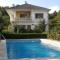 Villa con piscina en Pantòn Ribeira Sacra Galicia Ideal para familias - Follés