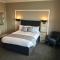 The Raven Hotel - Corby