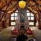 Hope Lake Lodge & Indoor Waterpark - Cortland