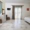 Revekka Rooms