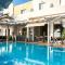 Memories Beach Hotel - Monolithos