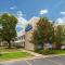 Baymont by Wyndham Louisville East