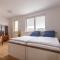 Modern Apartment with 2 bedrooms