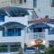 Erato Apartments