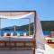 Foto: Villa Alma Lefkada- Sea front Villa 1/60