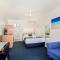 Beach House Motel
