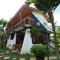 Eco Hotel Black & White - Anuradhapura - Mihintale