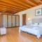 Finca Short De Conies 2