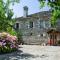 Dias Guesthouse